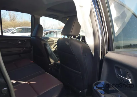 2023 Honda Ridgeline Black Edition z USA, uszkodzony, nr VIN 5FPYK3F84PB052584